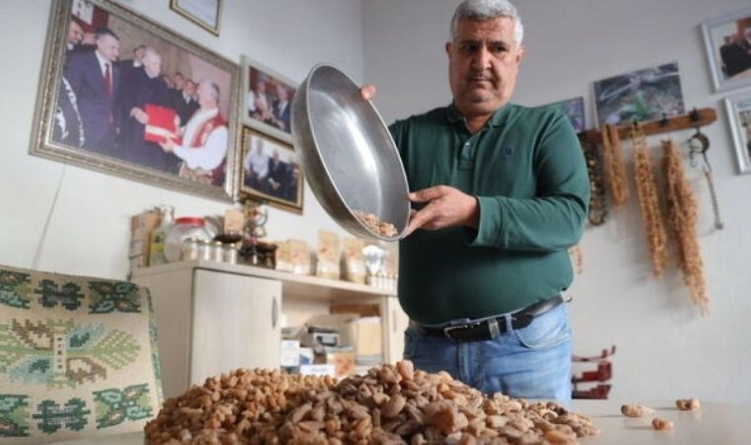 Kış aylarının vazgeçilmez içeceği: Lezzeti Toroslar’dan geliyor