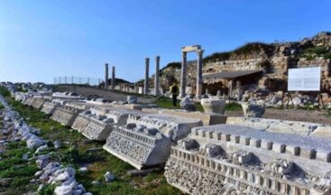 Knidos Antik Kenti’nde büyük kilise ayağa kaldırılıyor