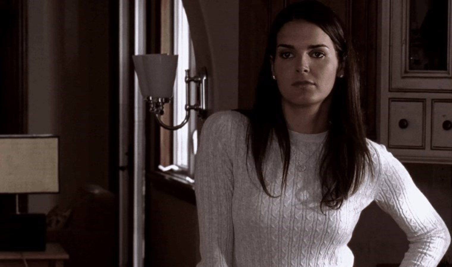 Korkunç Şüphe Cici Anne filminin konusu ne? Korkunç Şüphe Cici Anne filminin oyuncuları kim?