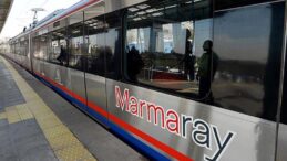 Marmaray’da intihar: Bir erkek raylara atlayarak yaşamına son verdi