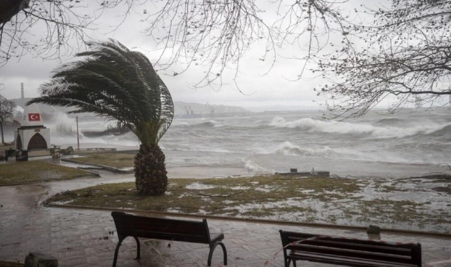 Meteoroloji saat verdi… Kuzey Ege için ‘fırtına’ uyarısı