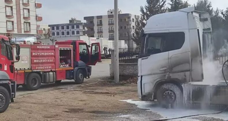 Park halindeki TIR’da korkutan yangın: Kül oluyordu!