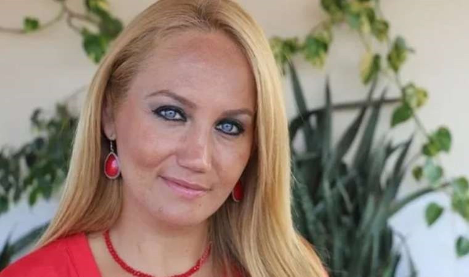 Pınar Aydınlar gözaltına alındı