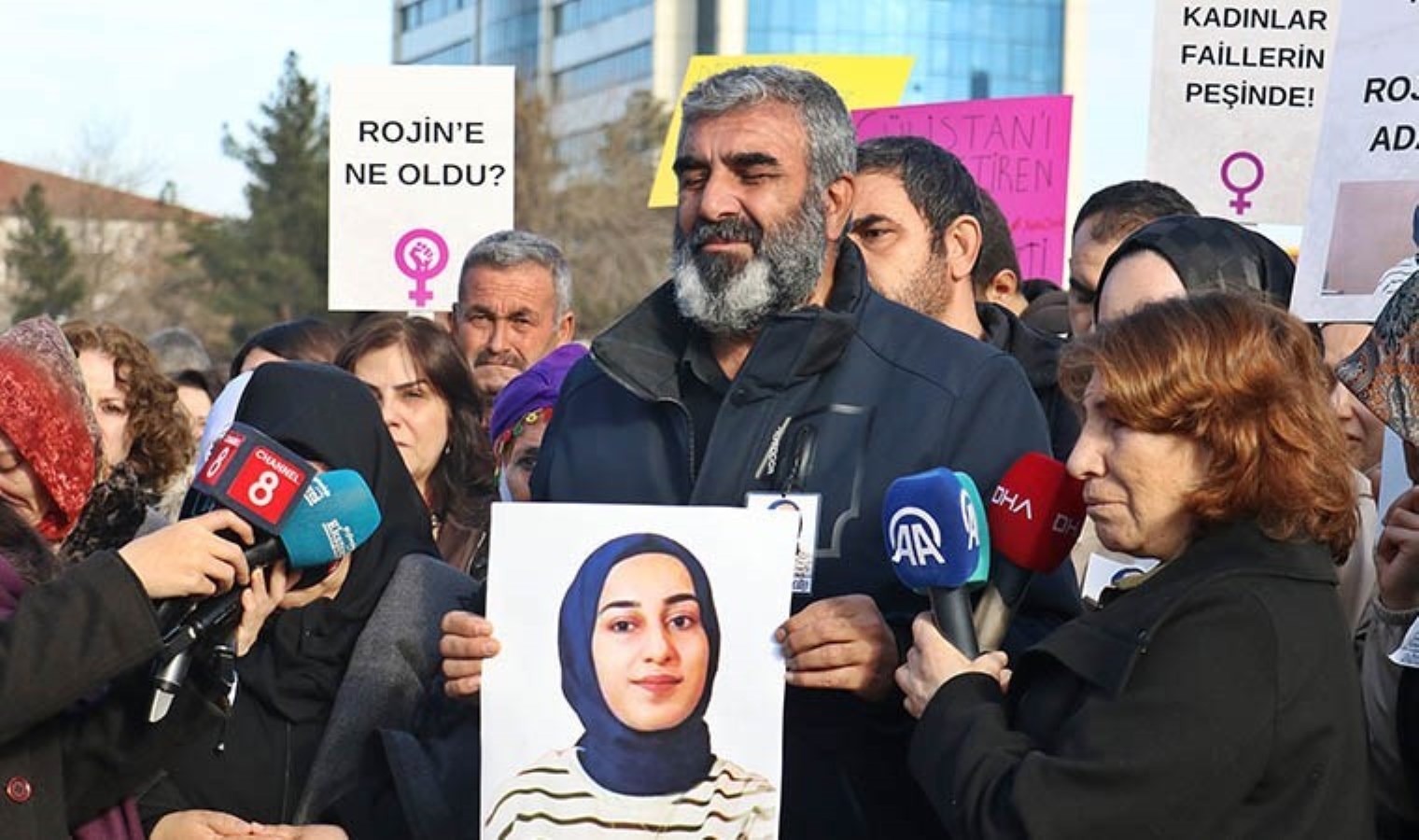 Rojin’in babası: Şüpheli ölüm değil cinayettir, darp izleri vardı, ben kendim gördüm