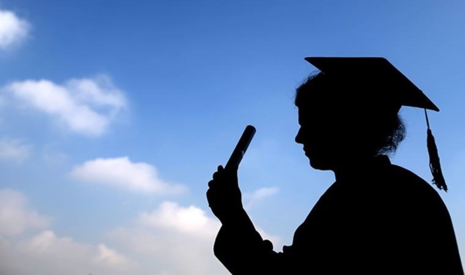 Sahte belgeyle eğitim kredisi alanlara operasyon: 149 kişi hakkında gözaltı kararı var