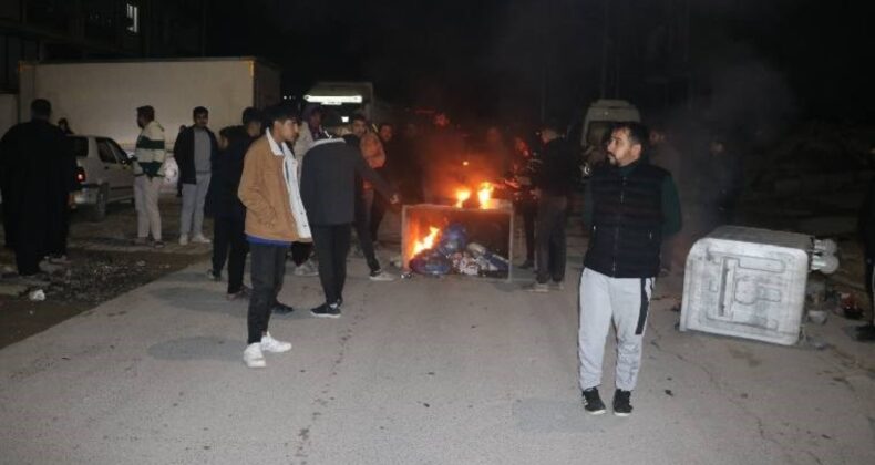 Şanlıurfa’da elektrik kesintisi protestosu… Mahalleli sokağa döküldü