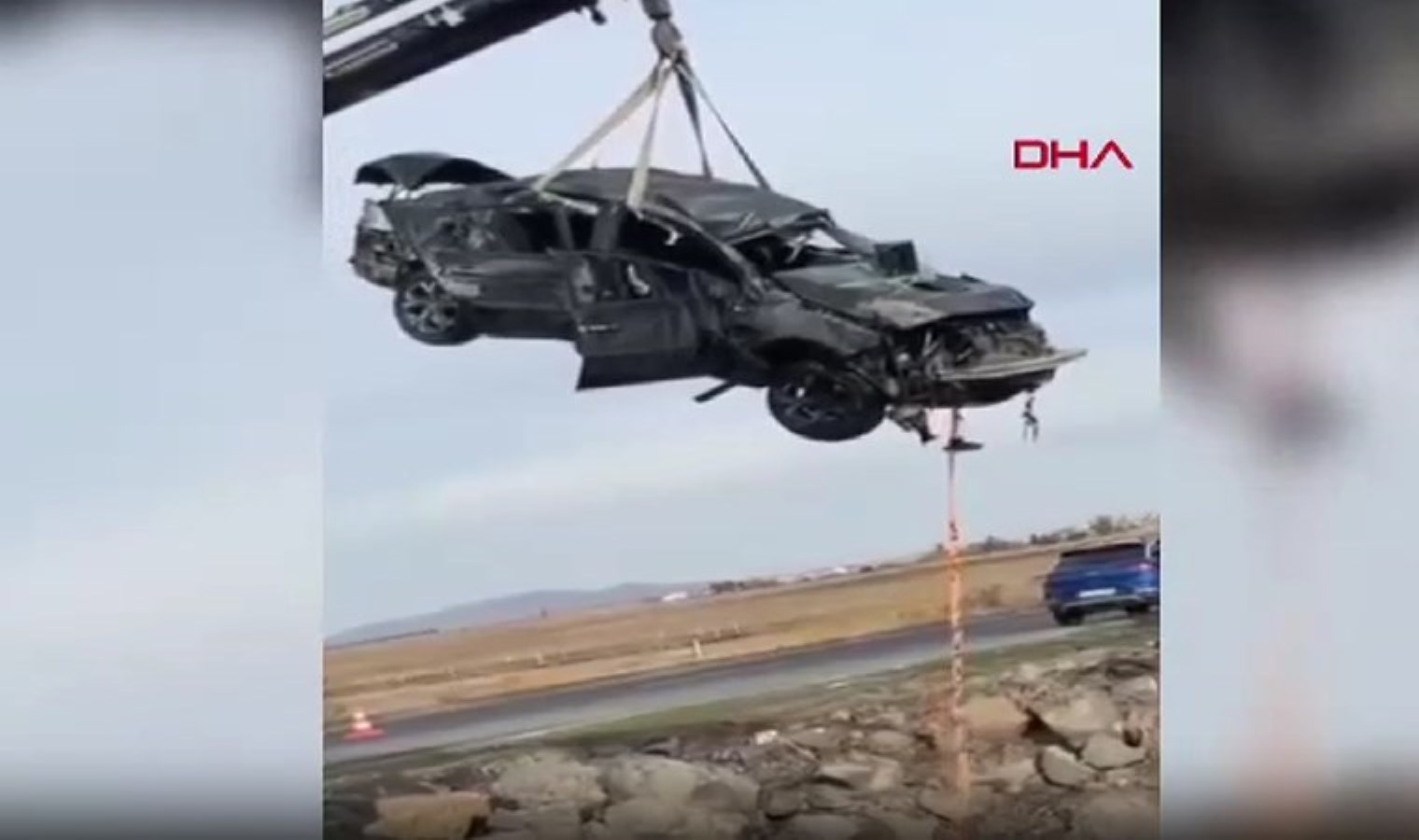 Şırnak’ta feci kaza… Lastiği patladı, şarampole devrildi: 1 ölü, 5 yaralı