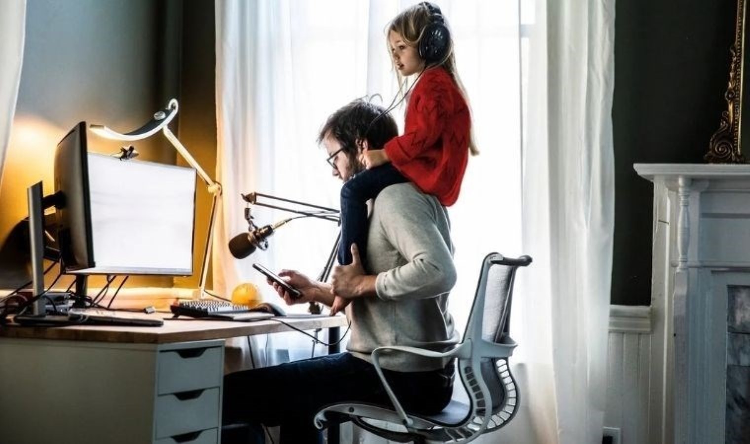 ‘Teknoloji boyun’ sağlığınızı tehdit ediyor! Anksiyete ve uykusuzluğa yol açabilir