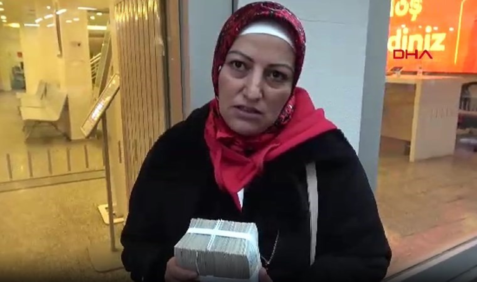 Telefonuna ‘onay kodu’ bile geldi: 100 bin TL dolandırılmaktan son anda kurtuldu!