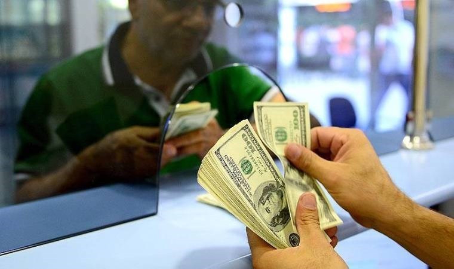 Trabzon’da döviz bürosunda büyük soygun!