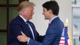 Trump, Kanada Başbakanı Trudeau ile alay etti