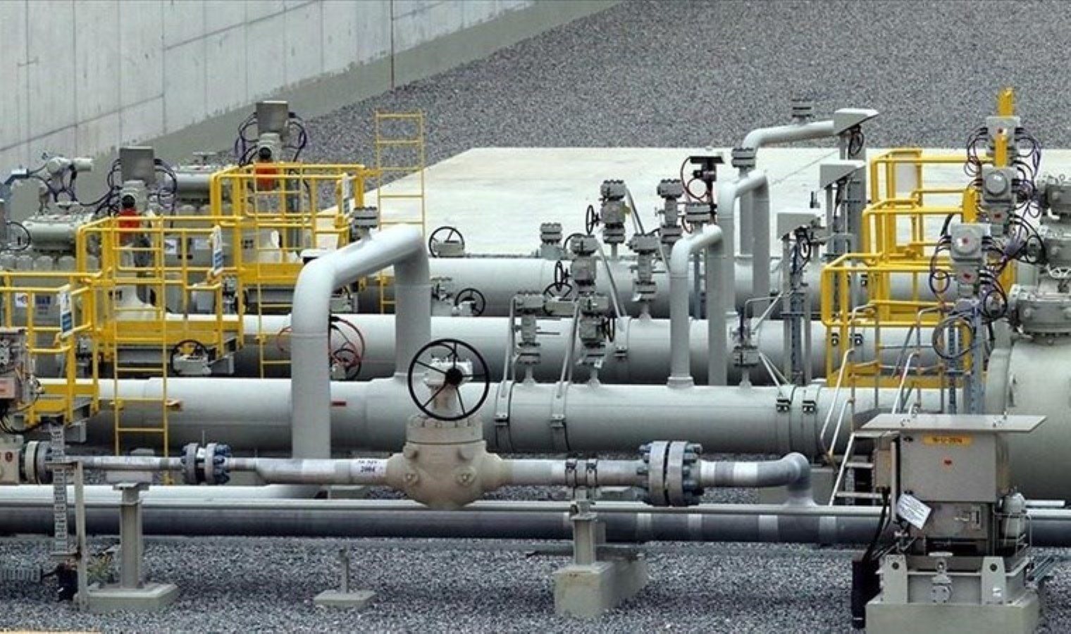 Ukrayna reddetti: AB ülkelerine gaz sevkıyatı durduruldu