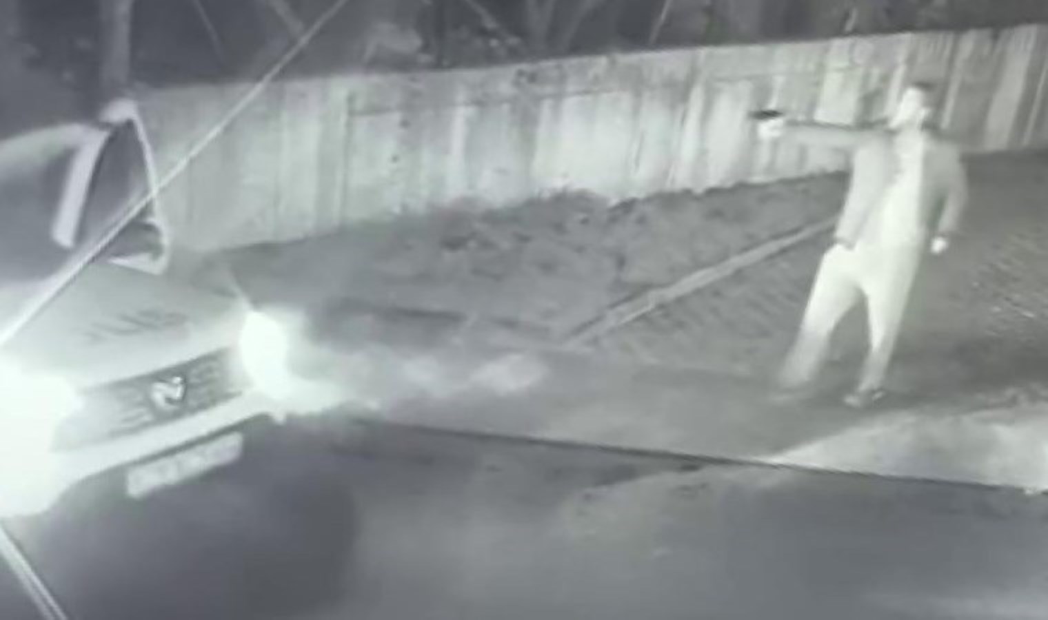 Ümraniye metro istasyonunda gerilim: Silah çeken zanlı tutuklandı!