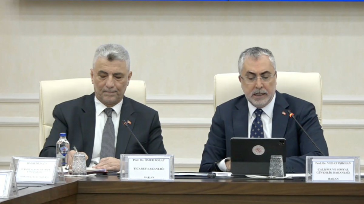 Vedat Işıkhan: Asgari ücret fırsatçılığa asla geçit vermeyeceğiz