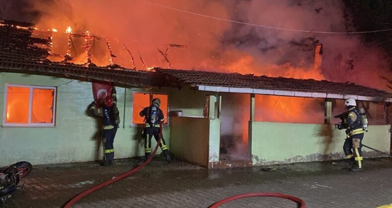 73 yaşındaki annesinin ‘ilişkisi olduğunu düşünerek’ evi yakmıştı: İstenen ceza belli oldu