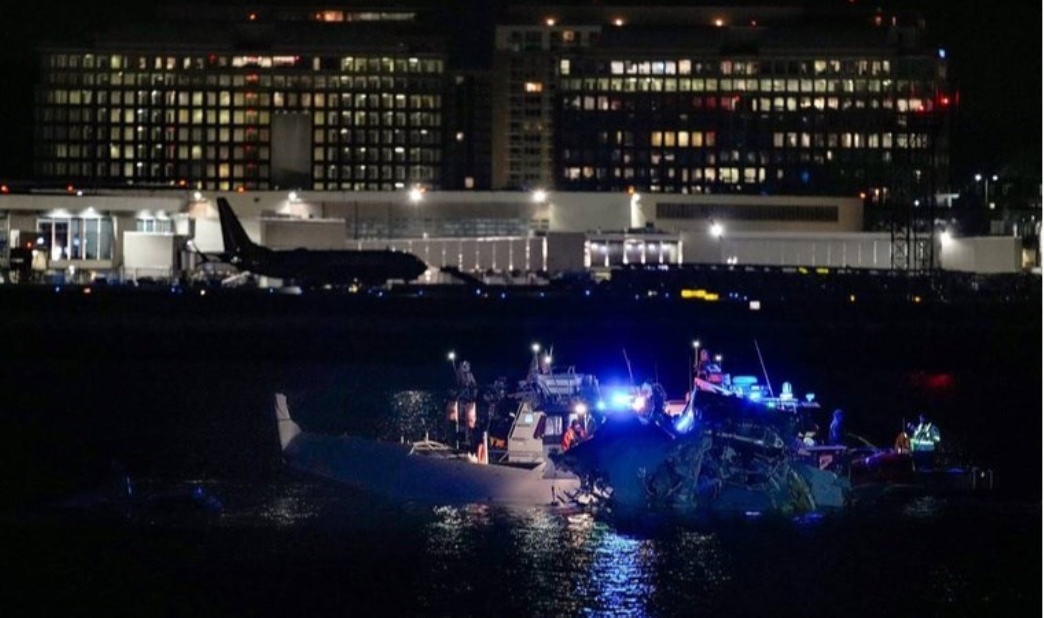 ABD’yi sarsan uçak kazası: Yolcular arasında Rus paten yıldızları da var