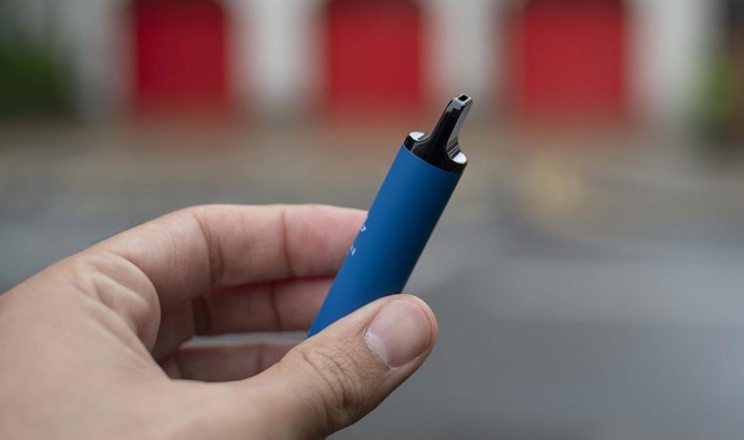 Adana’da ‘kaçakçılık’ operasyonu: Bin adet ‘elektronik sigara likidi’ ele geçirildi