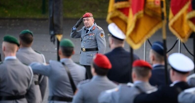 Alman generalden Rusya uyarısı: Açık bir tehdit görüyoruz