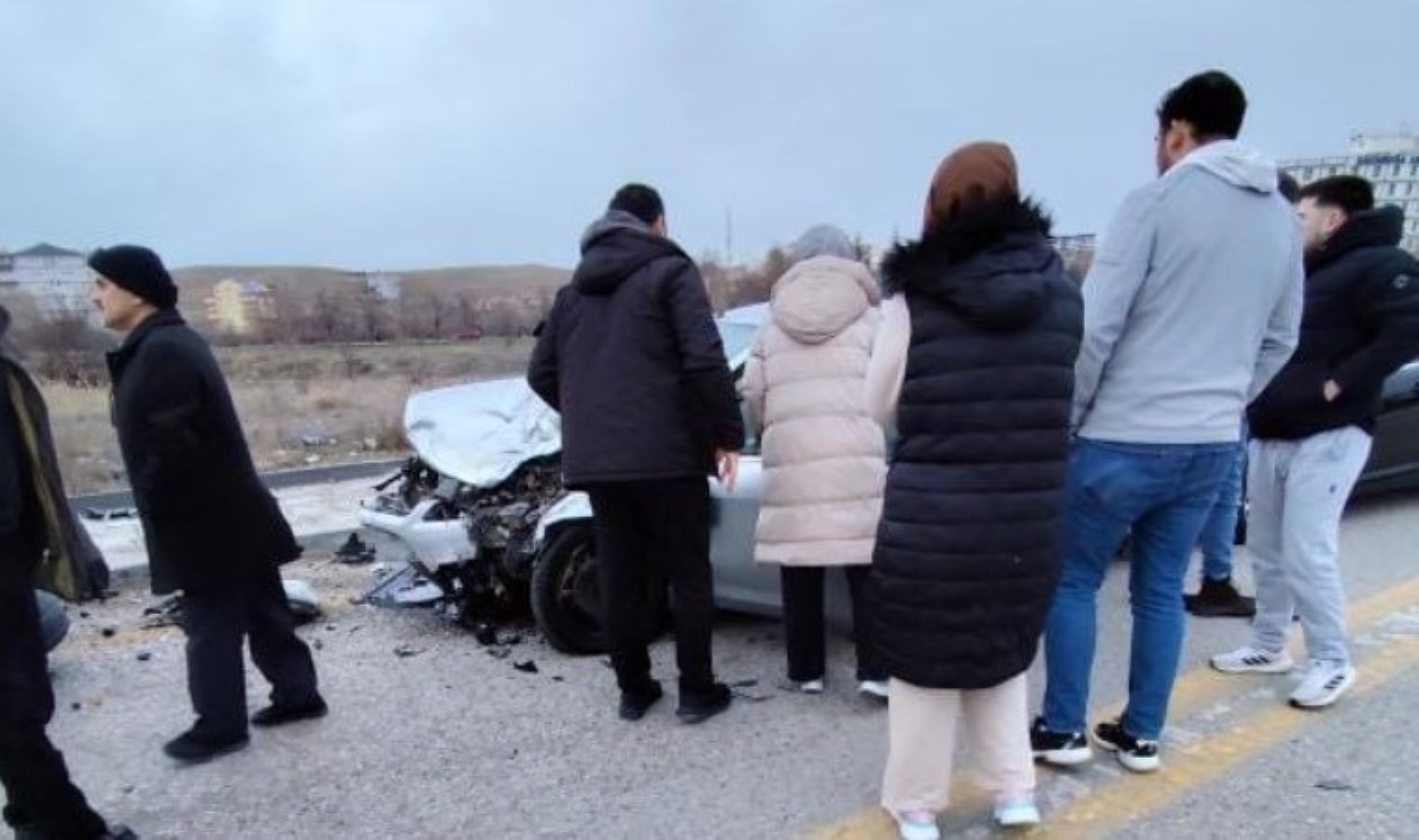 Ankara’da 4 aracın karıştığı kazada bir araç takla attı: Yaralılar var