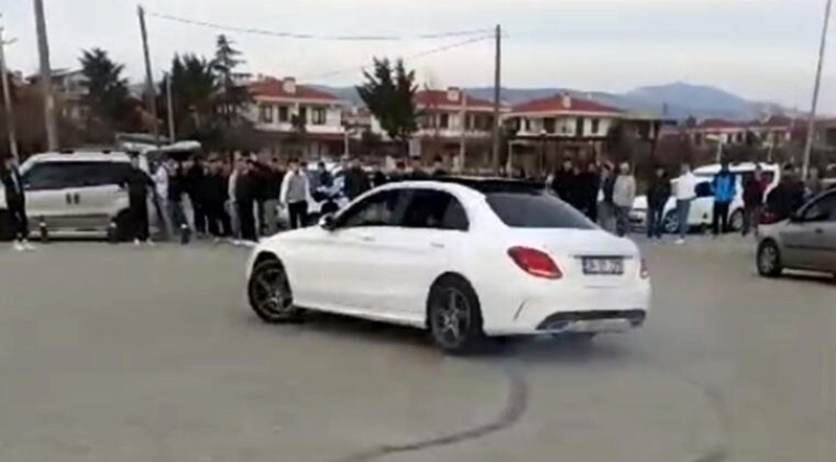 Aracıyla drift yapan ehliyetsiz sürücüye para cezası!