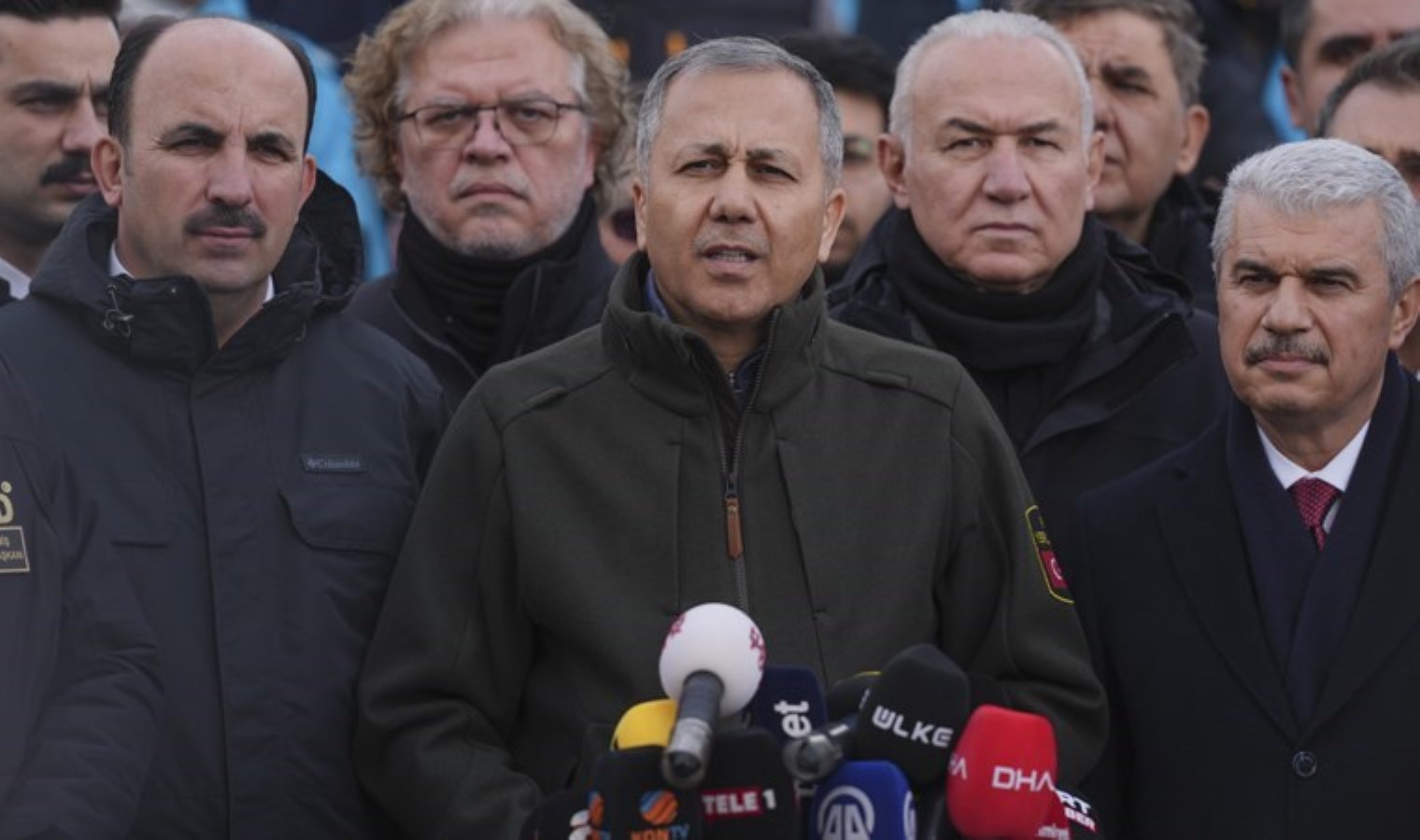 Bakan Yerlikaya’dan Konya’da çöken binaya dair flaş açıklama: ‘Arama işlemi bitti, enkaz kaldırılacak’