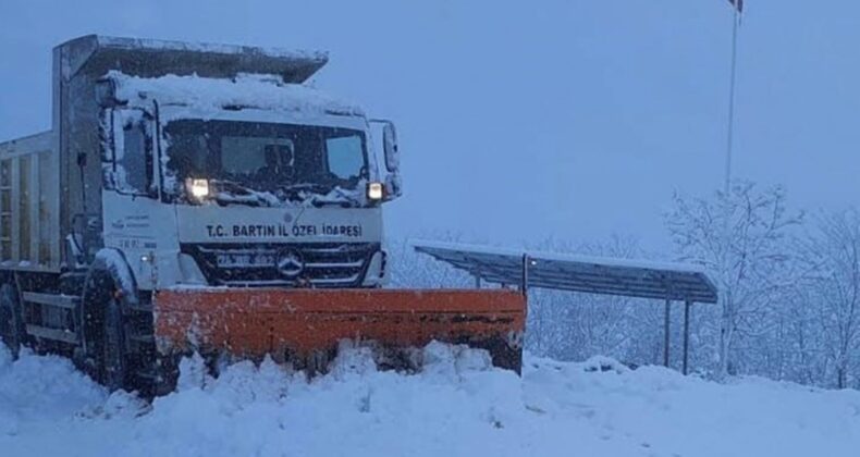 Bartın’da ‘kar’ etkisi: 34 köy yolu ulaşıma kapandı