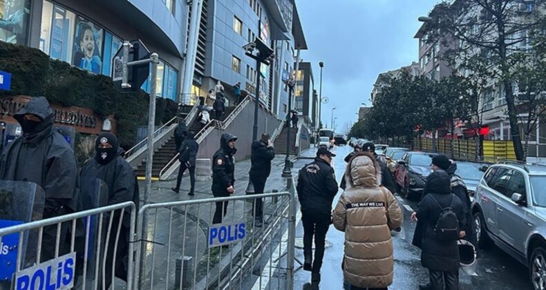 Başkan Rıza Akpolat gözaltında… Beşiktaş Belediyesi önünde polis yığını: Bariyer çekildi!