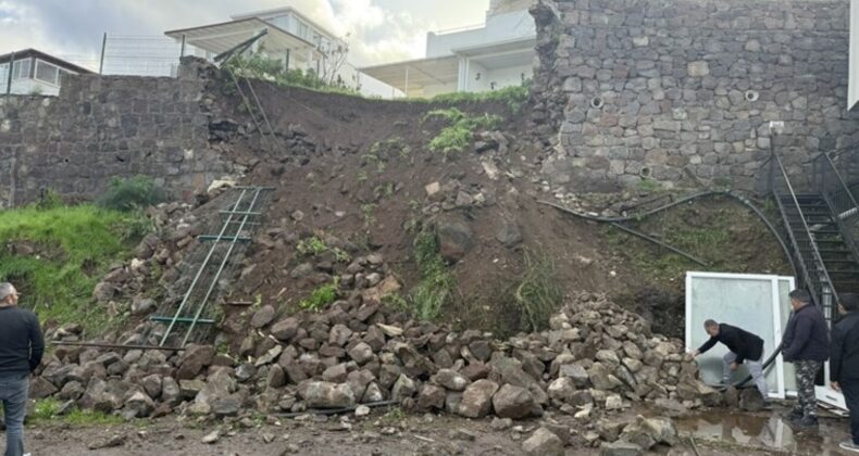 Bodrum’da sağanak sonrası istinat duvarı çöktü