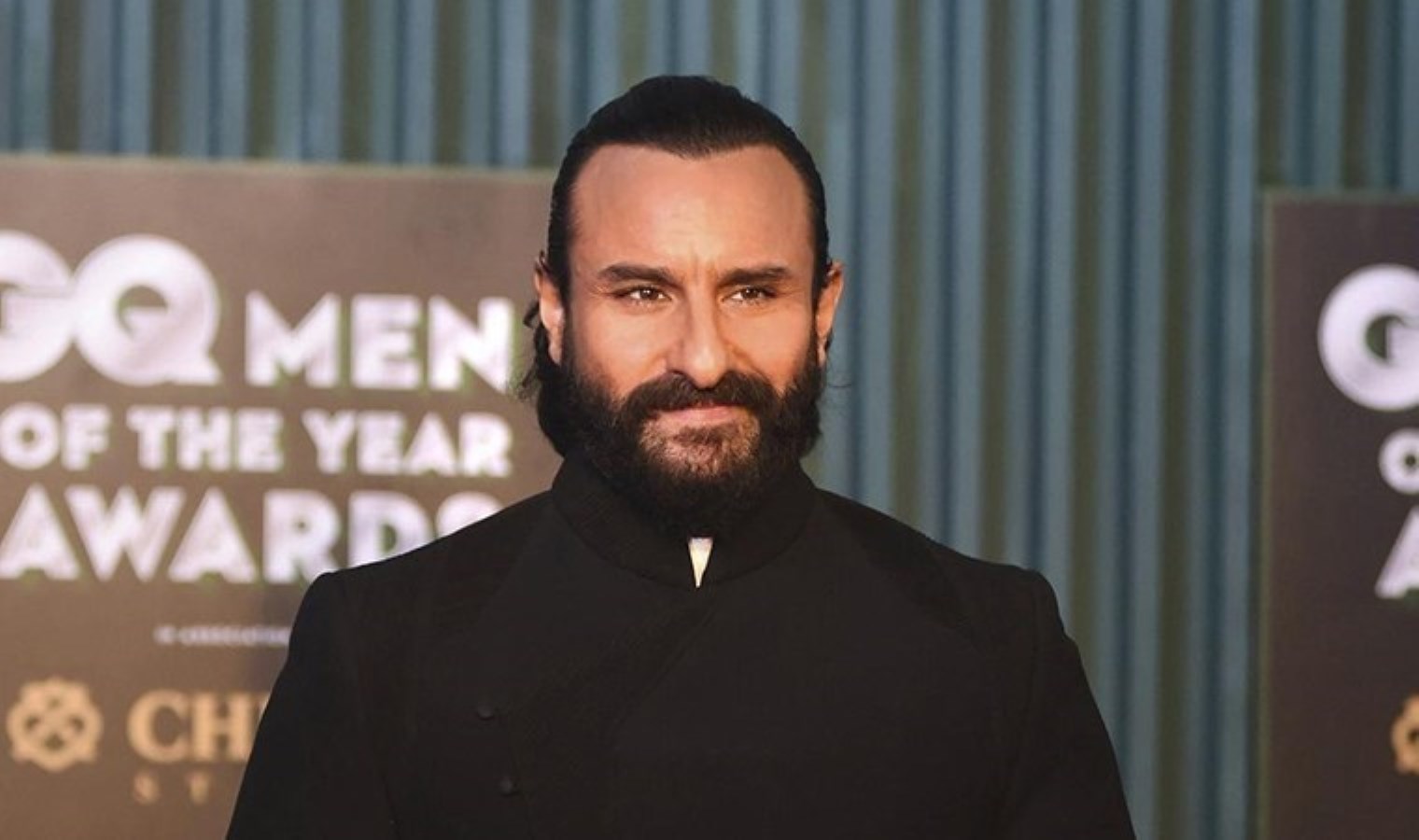 Bollywood yıldızı Saif Ali Khan’a evinde bıçaklı saldırıya uğradı!