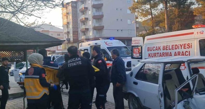 Burdur’da 3 araçlık zincirleme kaza: 9 kişi yaralandı