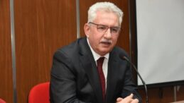 Celal Mümtaz Akıncı kimdir? Celal Mümtaz Akıncı kaç yaşında, nereli? Celal Mümtaz Akıncı hangi partinin genel başkanı?