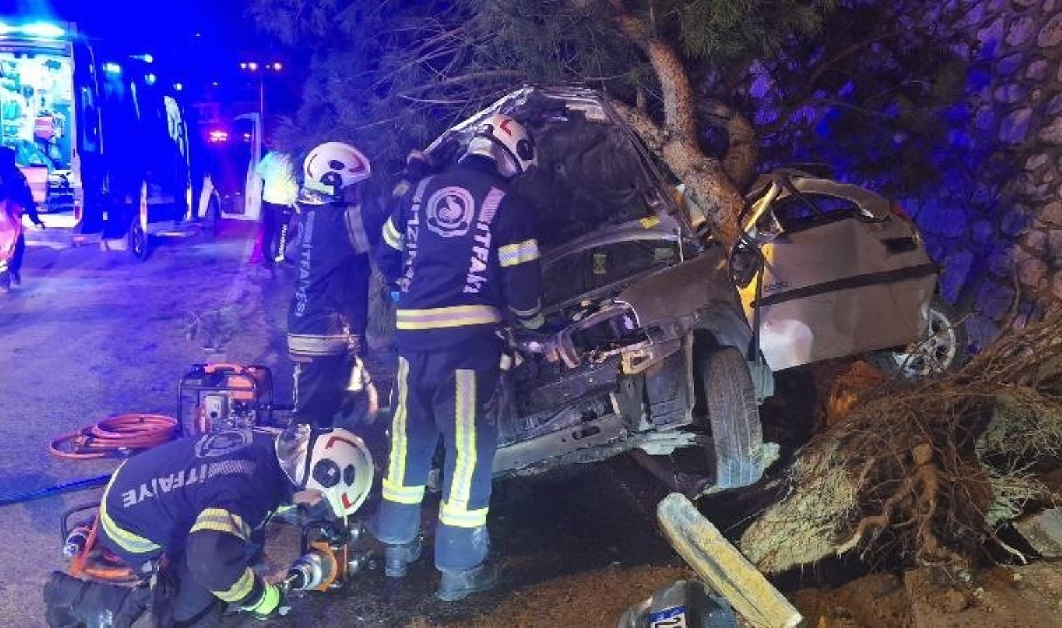 Denizli’de feci kaza… Yaralı ve ölüler var!