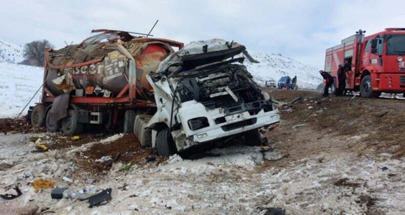 Direksiyon hakimiyetini kaybetti! Kahramanmaraş’ta ‘yakıt tankeri’ devrildi: 1 yaralı