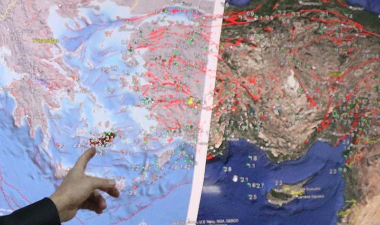 Ege’de deprem paniği: Okullar tatil edildi