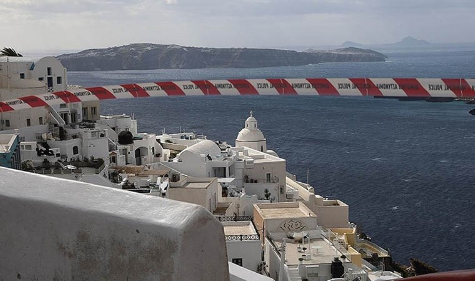 Ege’de deprem paniği sürüyor: Santorini’de emlak fiyatlarında düşüş