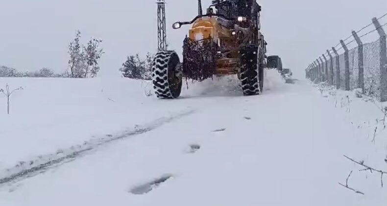 Elazığ’da ‘kar yağışı’ etkisi: 17 köy yolu kapandı