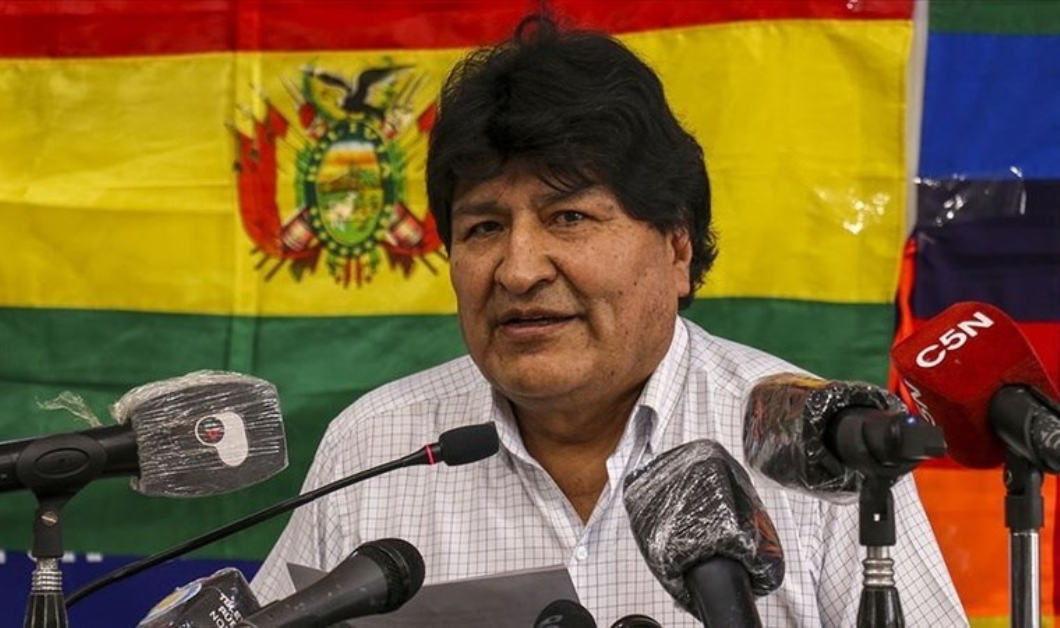 Eski Devlet Başkanı Morales ‘isyancı’ ilan edildi