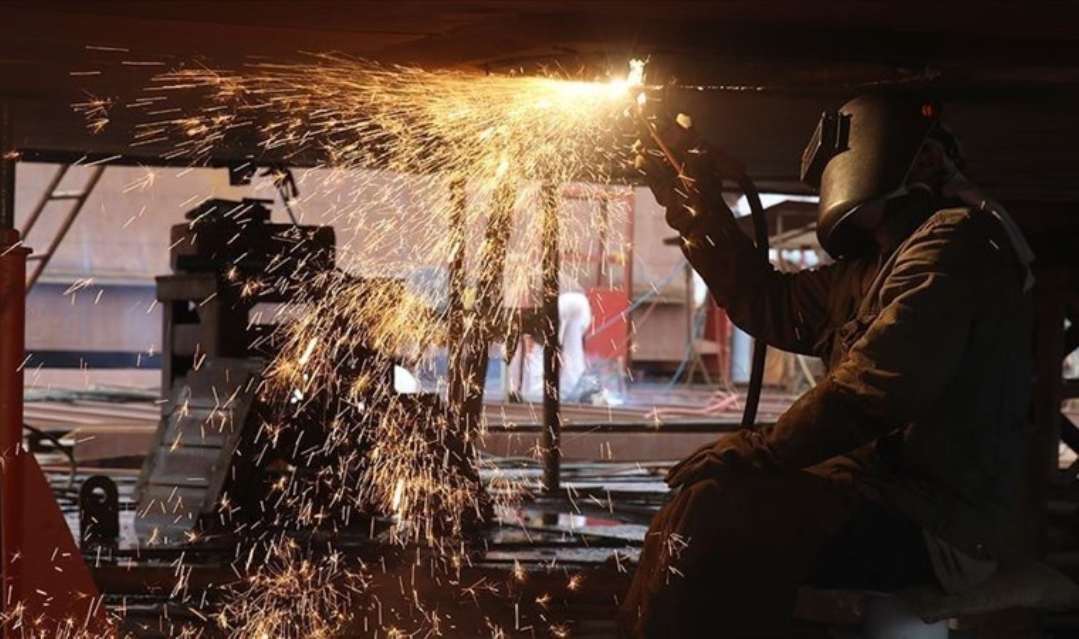 Eurostat açıkladı: Euro Bölgesi’nde sanayi üretimi kasımda yükseldi