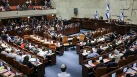 Filistinlilerin Gazze’den göç etmesi için Knesset’te tasarı