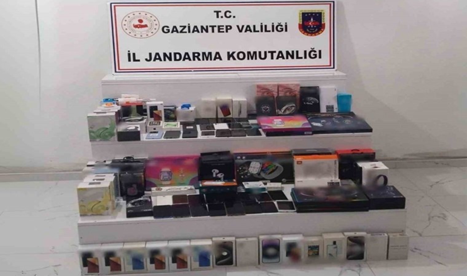 Gaziantep’te ‘kaçak elektronik eşya’ baskını: 1 milyon TL değerinde…