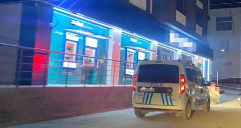 Gece yarısı banka alarmı: Polis harekete geçti!