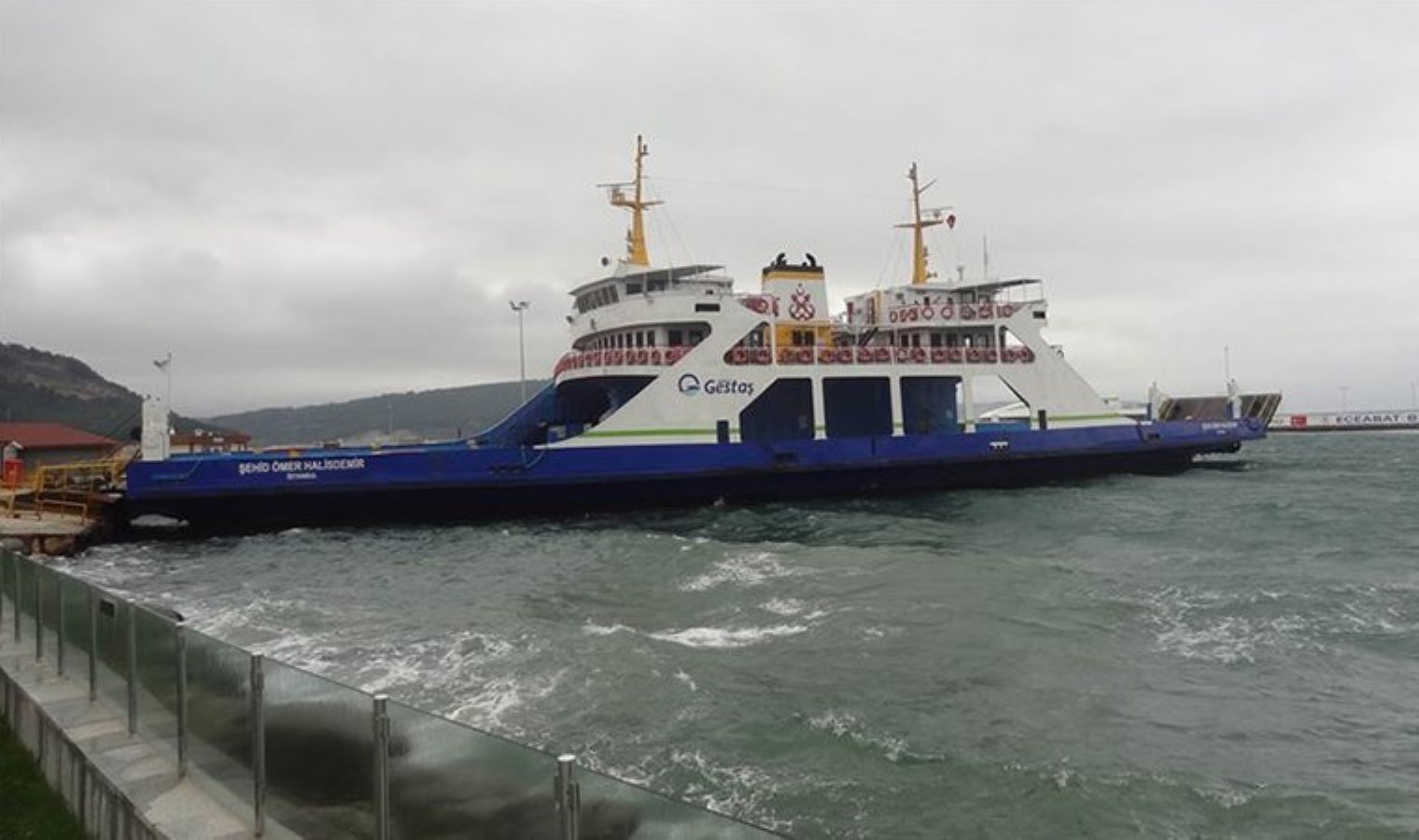Güney Marmara’da ‘fırtına’ etkisi: Feribot seferlerinin bazıları iptal edildi