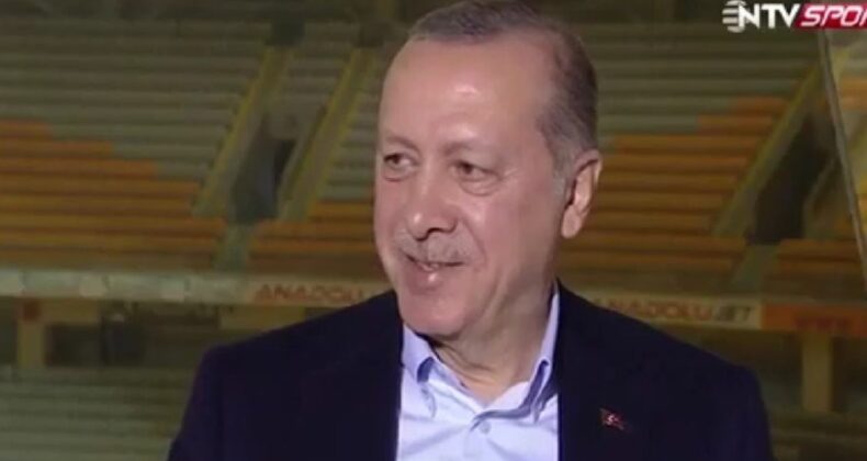 ‘Hiç kırmızı kart görmedim’ demişti… Erdoğan’ın kırmızı kart gördüğünü anlattığı anlar gündem oldu