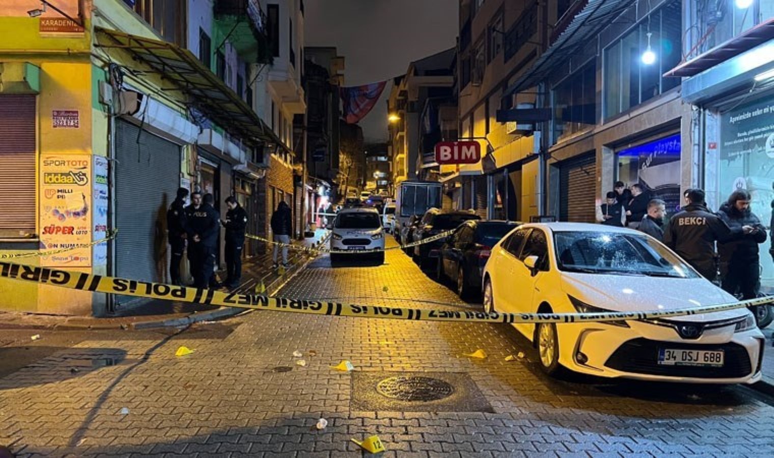 İstanbul Fatih’te çamaşırhaneye silahlı saldırı! 4 kişi birden kurşun yağdırdı: Yaralılar var…