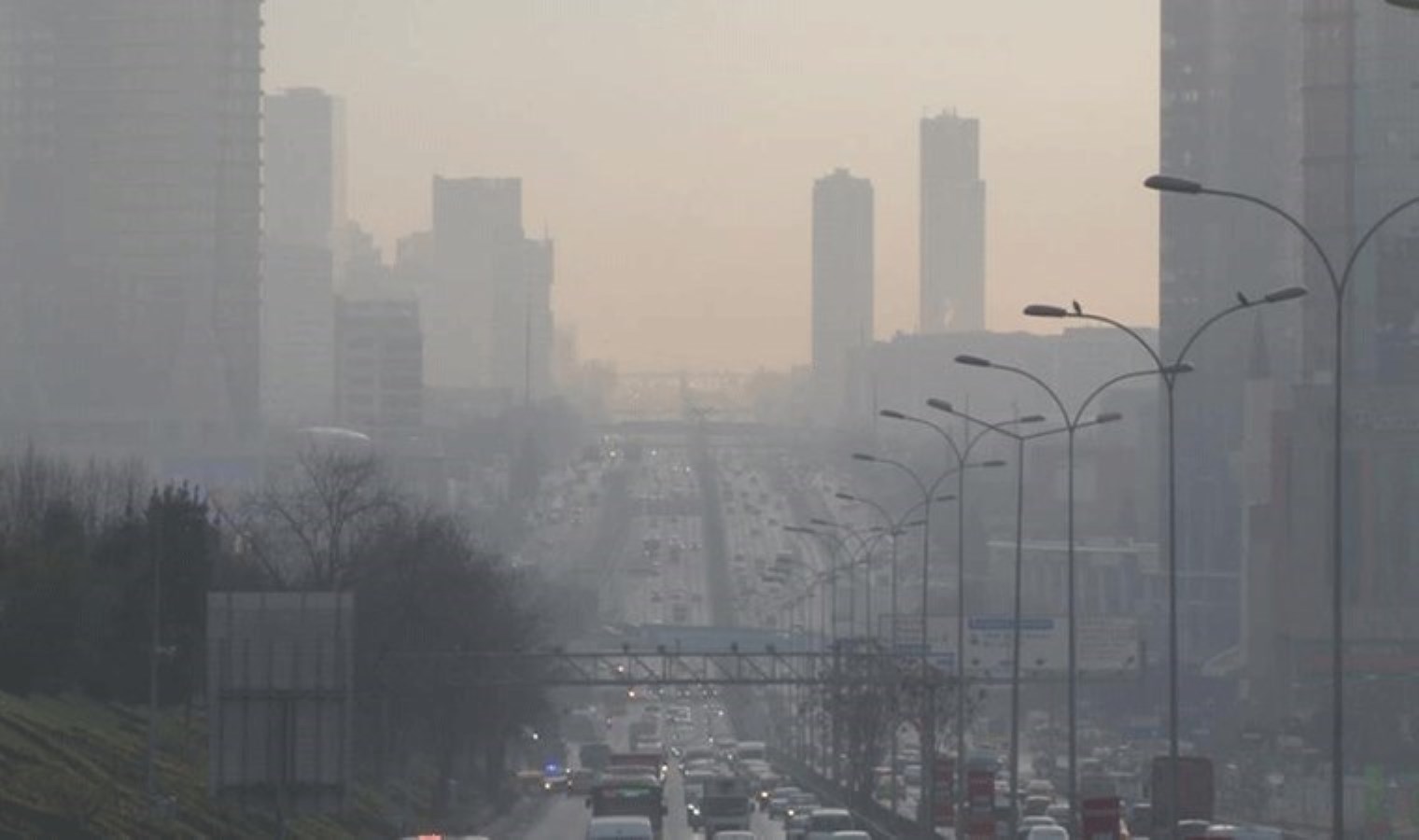 İstanbul’da hava kirliliği sis ve pusa neden oldu