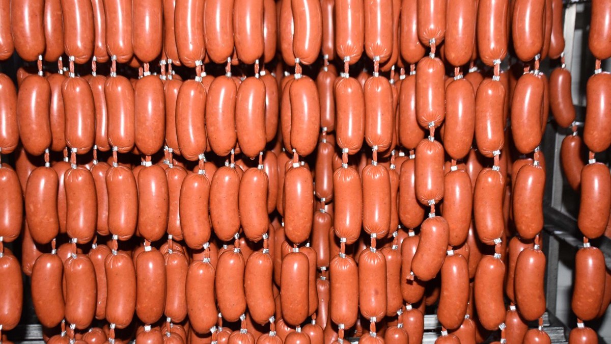 İzmir’de kırmızı et skandalı: 10 işletme kırmızı ete kanatlı et karıştırarak tağşiş yaptı