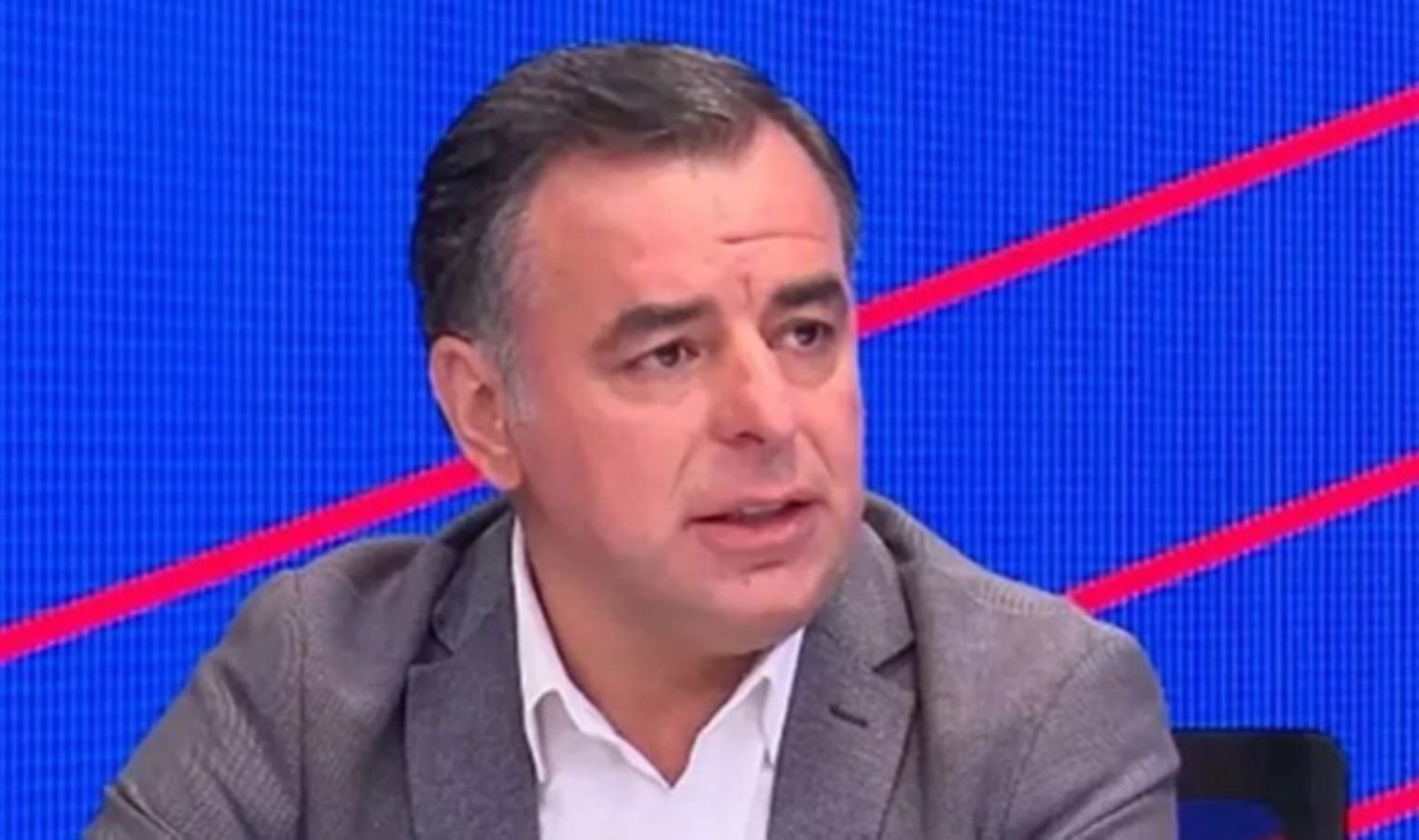 ‘Kadına şiddet’i haberleştiren Barış Yarkadaş, ifade verdi