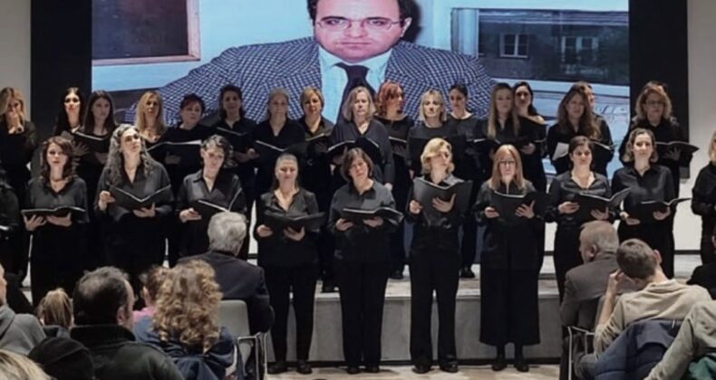 Katledilen yazarımız Uğur Mumcu için Ankara ve Adana’da anma törenleri yapıldı