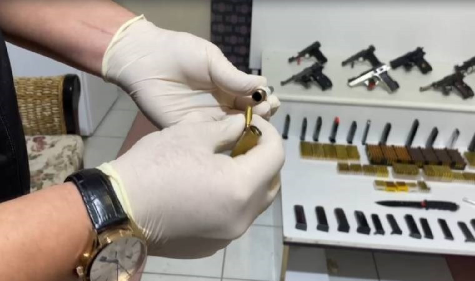 Kırıkkale’de bir evden cephanelik çıktı