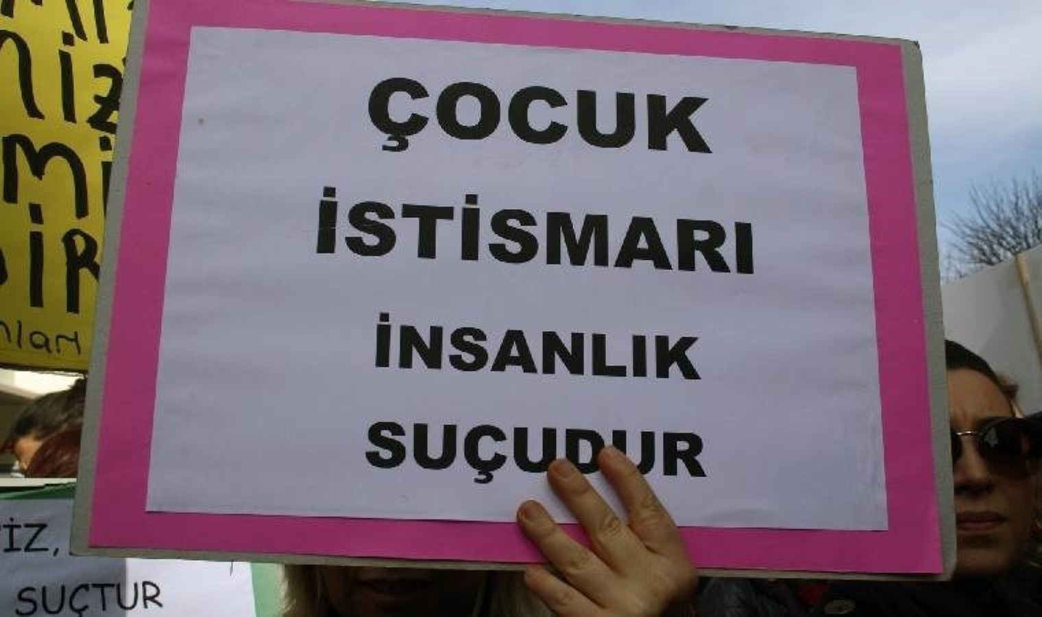 Kocaeli’nde korkunç olay… 14 yaşındaki çocuğa patronun villasında istismar!